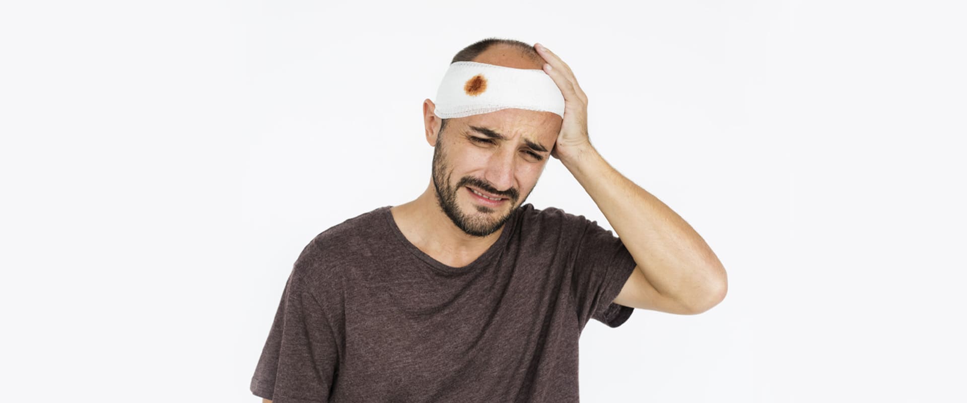 Man with head injury to receive prompt care at nearest ER.